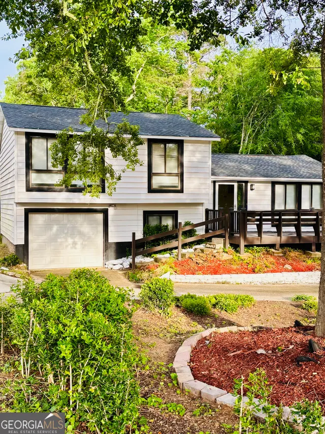 Popular Wynnmeade Real Estate