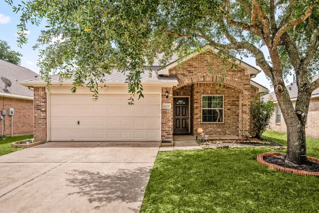Popular WESTHEIMER LAKES Real Estate