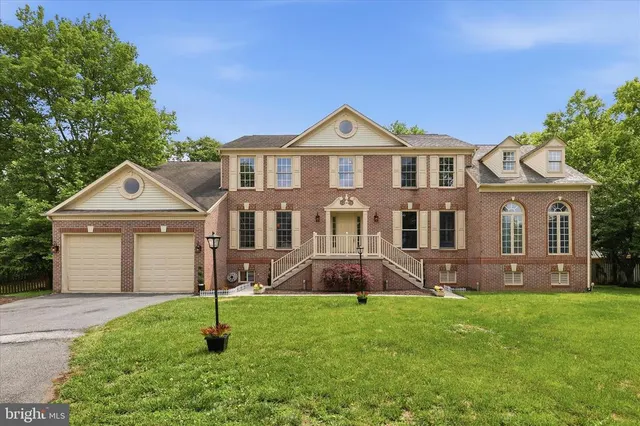 Popular Spring Ridge Real Estate