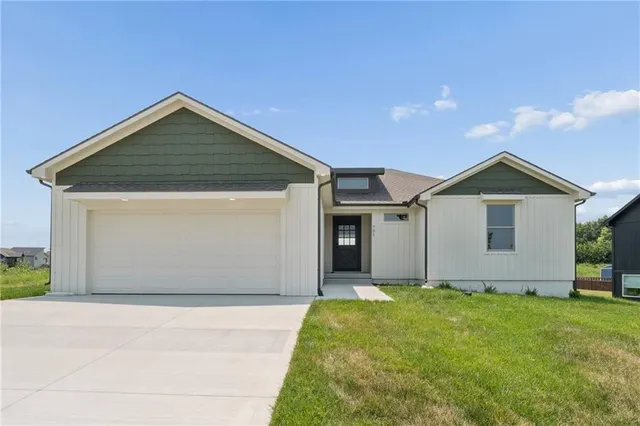 Popular Creekside Real Estate