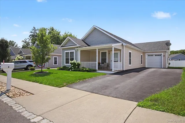 Popular Mountainside Woods Real Estate