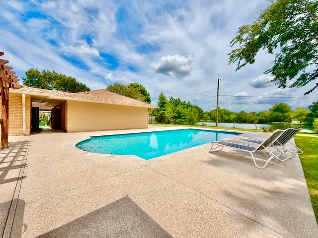 Popular Woodland Acres Real Estate