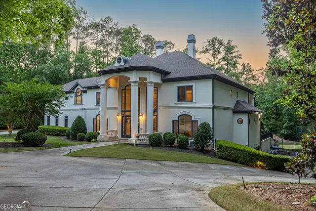 Expensive Cascade Oaks Real Estate