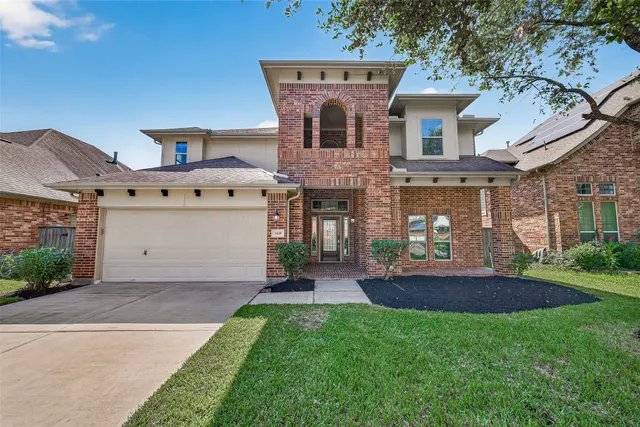 Popular Churchill Farms Sec 6 Real Estate