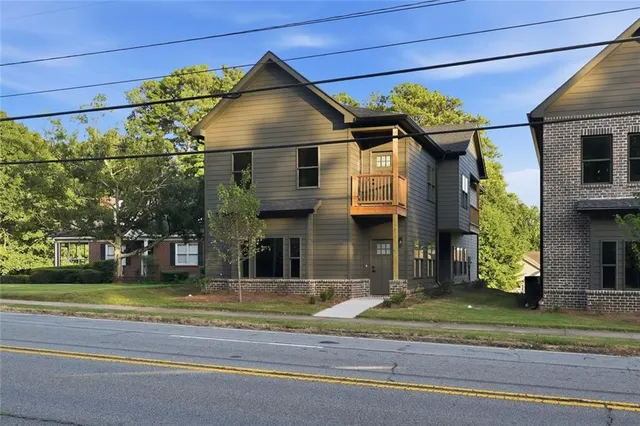 Popular Cedar Pointe Real Estate