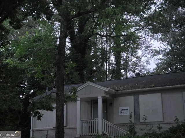 Cheap BURGESS HILLS Real Estate