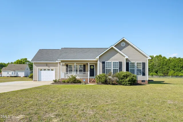 Popular Autumn Crest Farms Real Estate