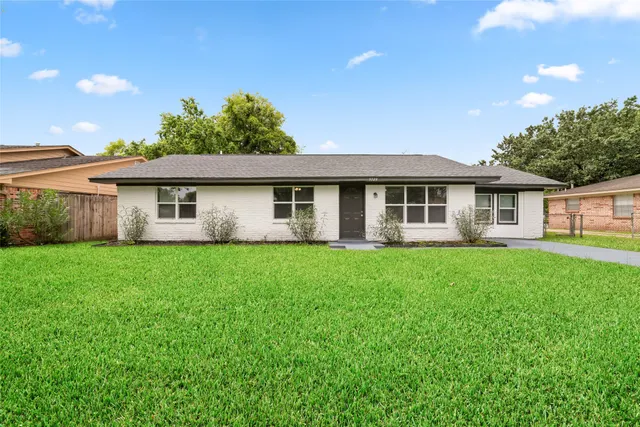 Popular Missouri City Estates Real Estate