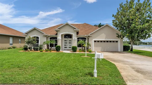 Popular RUBY LAKE PH 06 Real Estate