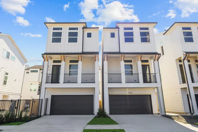 Popular LT 2 BLK 1 Real Estate