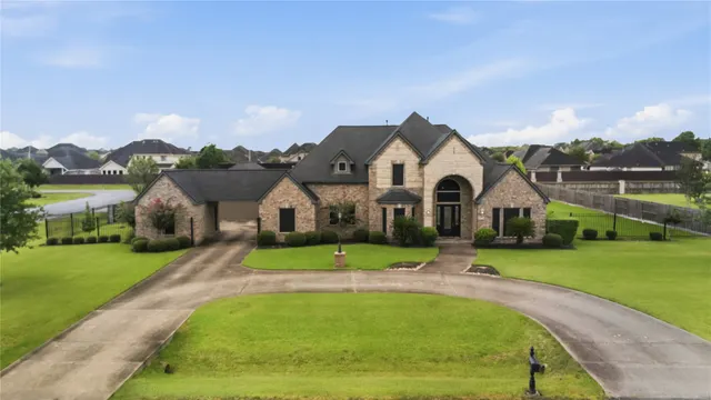 Popular Lakeside Estates Sec 1 Real Estate