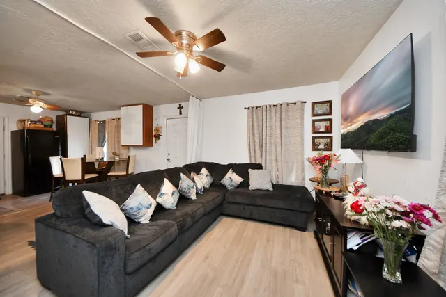 Popular South Park Sec 03 Real Estate