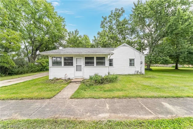 Cheap Sheffield Lake Real Estate