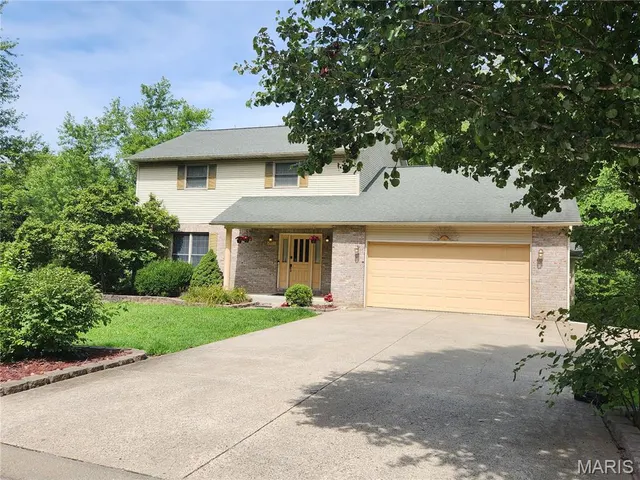 Popular Annwood Estate Real Estate