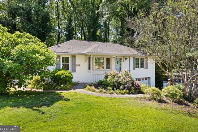Popular WOODMERE Real Estate