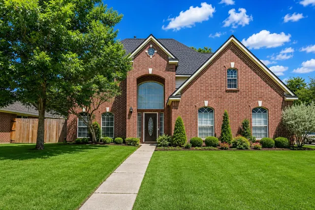 Popular SPRING FOREST ESTATES Real Estate