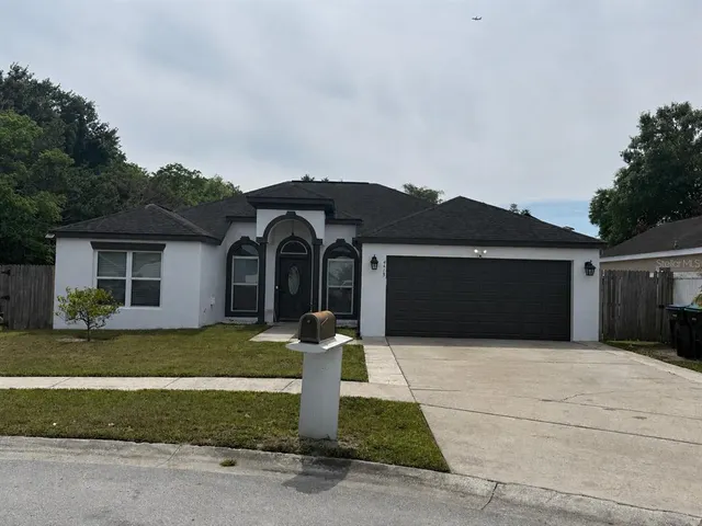 Popular SUN VISTA WOODS Real Estate