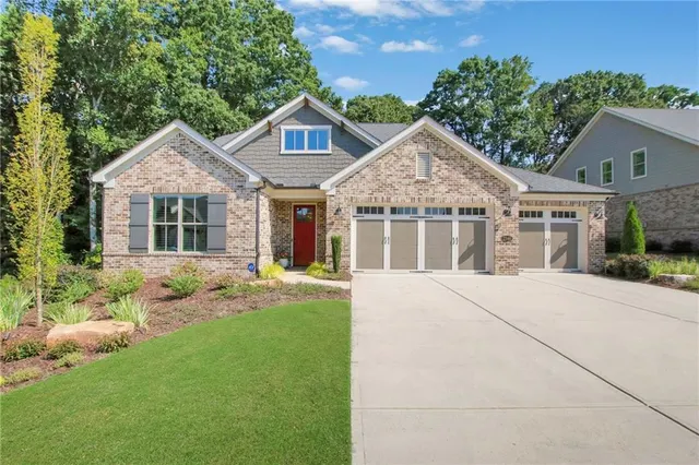 Popular Windsor Bluffs Real Estate