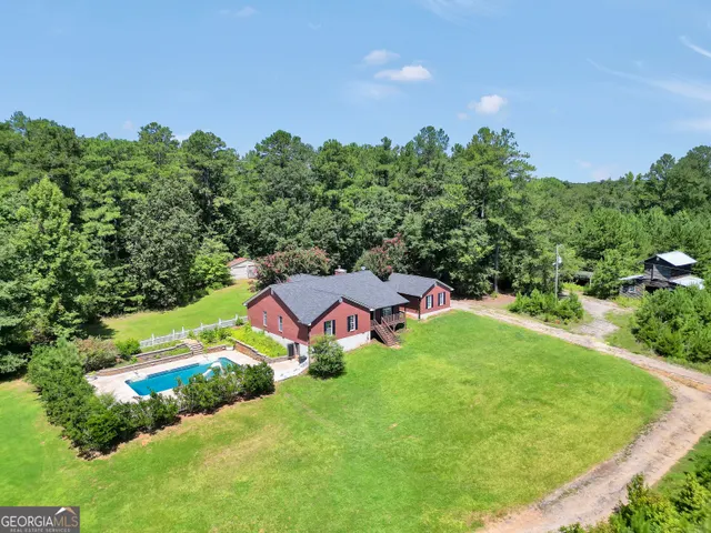 Expensive 11.38 ACRES Real Estate