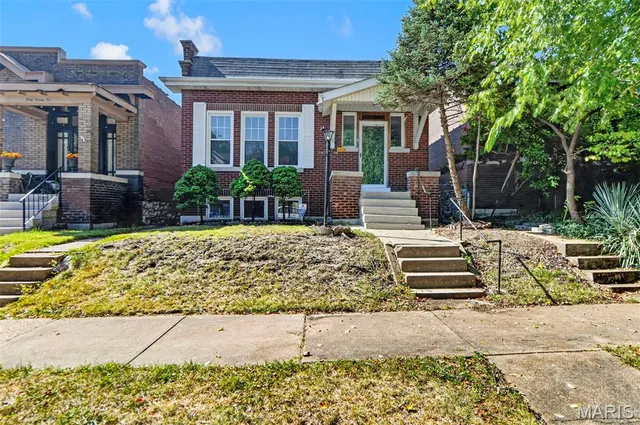 Popular Humphreys Add Real Estate
