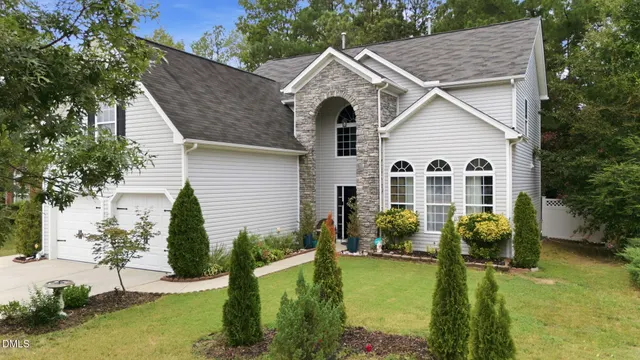Popular Edgewater at Rogers Farm Real Estate