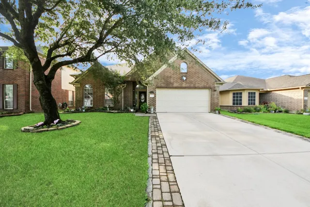 Popular Northview Park Sec 04 Real Estate