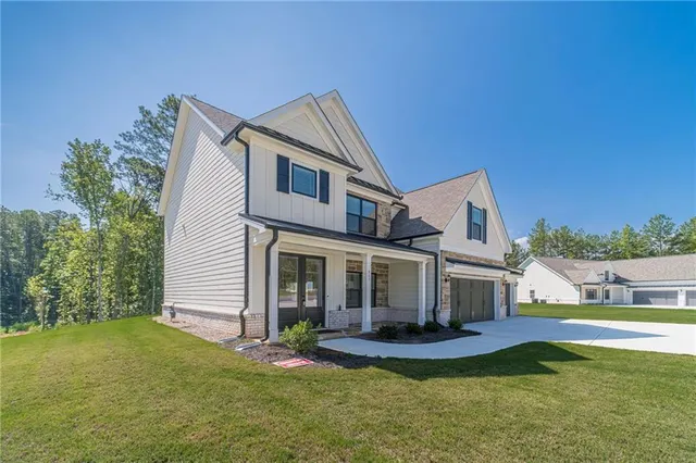 Popular Estates at Still Meadows Real Estate