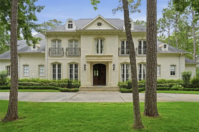 Popular Bunker Hill Real Estate
