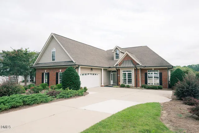 Expensive Cottages at GlenEagles Real Estate