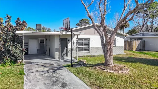 Cheap GREEN KEY ESTATES Real Estate