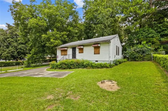 Popular Center Hill Real Estate