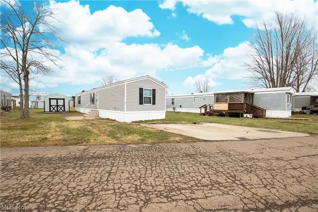 Popular Lea Crest Estates Real Estate