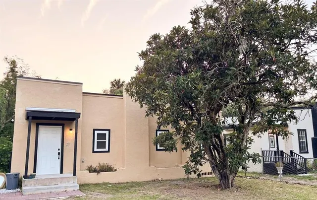 Popular GRACELINE COURT Real Estate