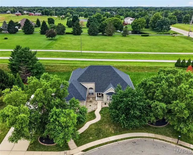 Popular Crown Pointe Real Estate