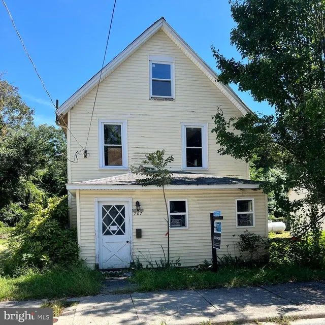 Cheap Worcester East of Rt-113 Real Estate
