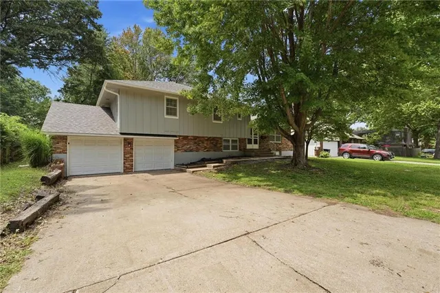 Popular Blue Vue Hills Real Estate