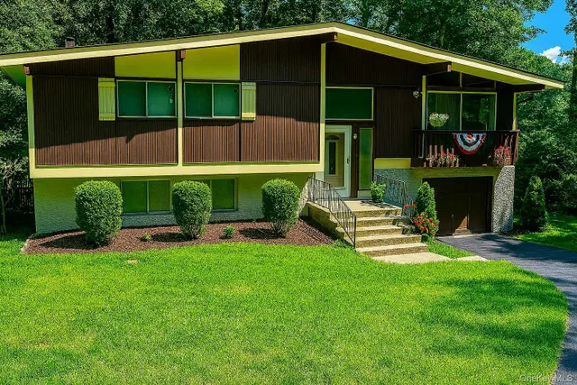 Popular Chappaqua Real Estate