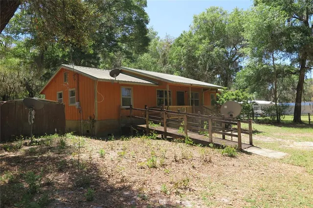 Popular East Palatka Real Estate