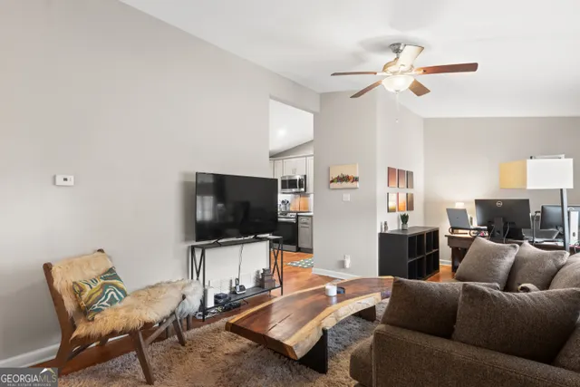 Popular NORTON PARK Real Estate