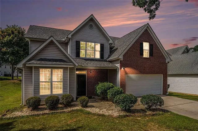 Popular MEADOW BROOK RIDGE Real Estate