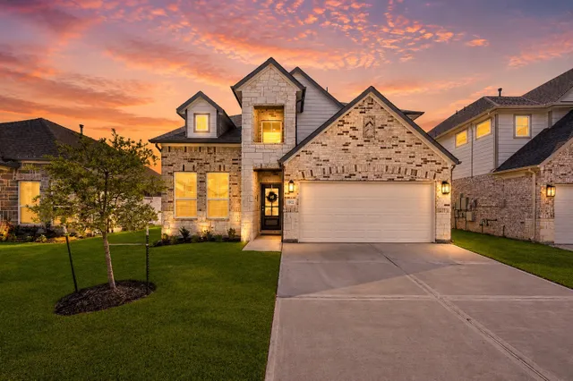 Expensive Champions Oak Sec 3 Real Estate