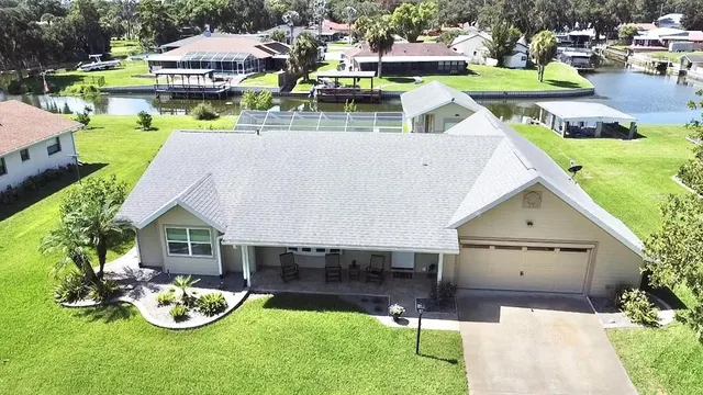 Popular VISTA DEL LARGO Real Estate