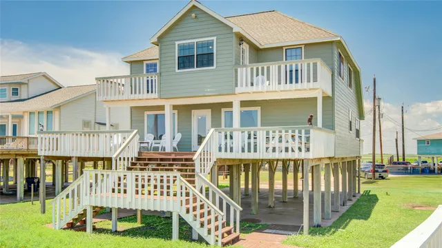 Popular Sunrise Beach Estates Real Estate