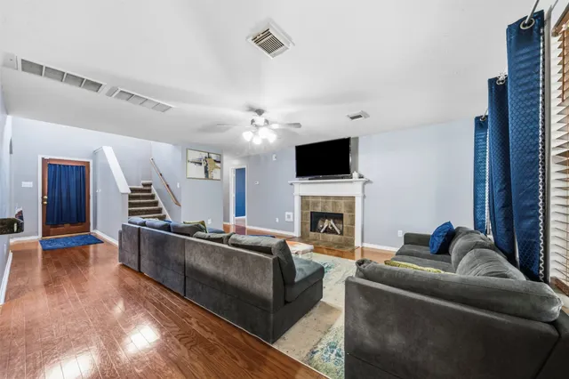 Popular Baybrook Place Sec 02 Real Estate