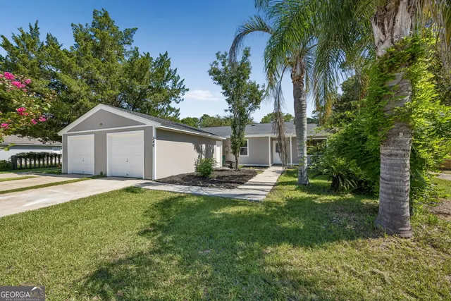 Popular Chateau Gardens Real Estate