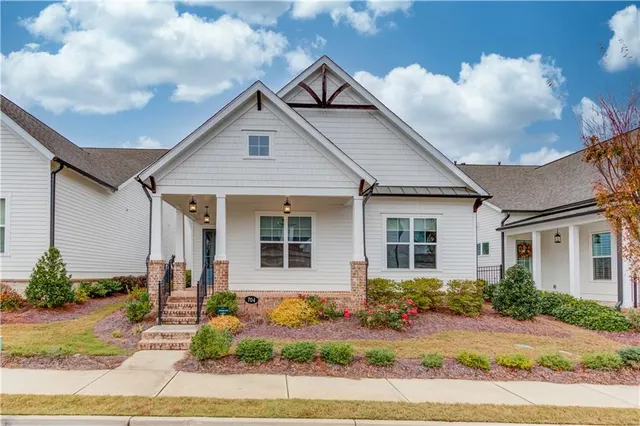 Popular Idylwilde Real Estate