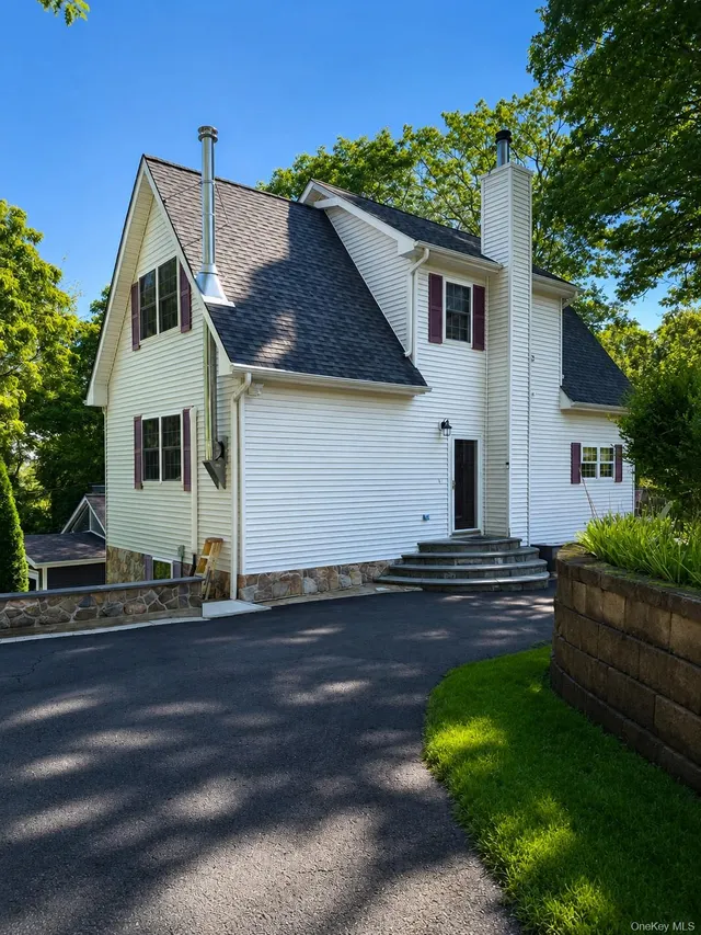 Cheap Lake Carmel Real Estate