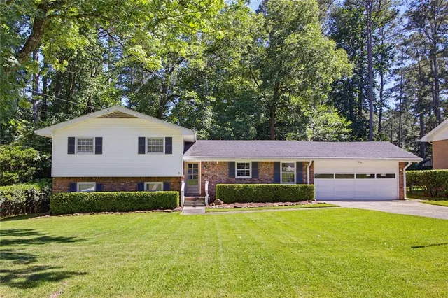 Popular Ramble Woods Real Estate