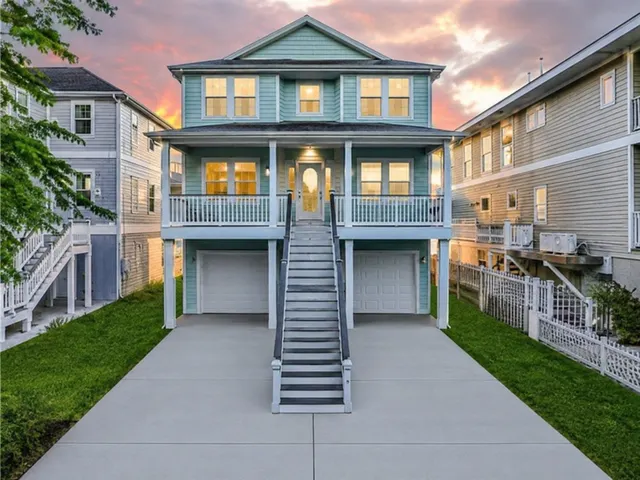 Popular Emily Root Add Real Estate