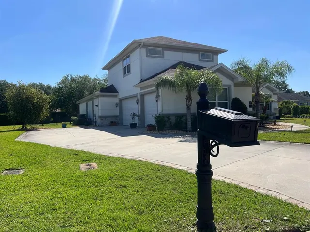 Popular LIONSPAW GRAND TR C Real Estate